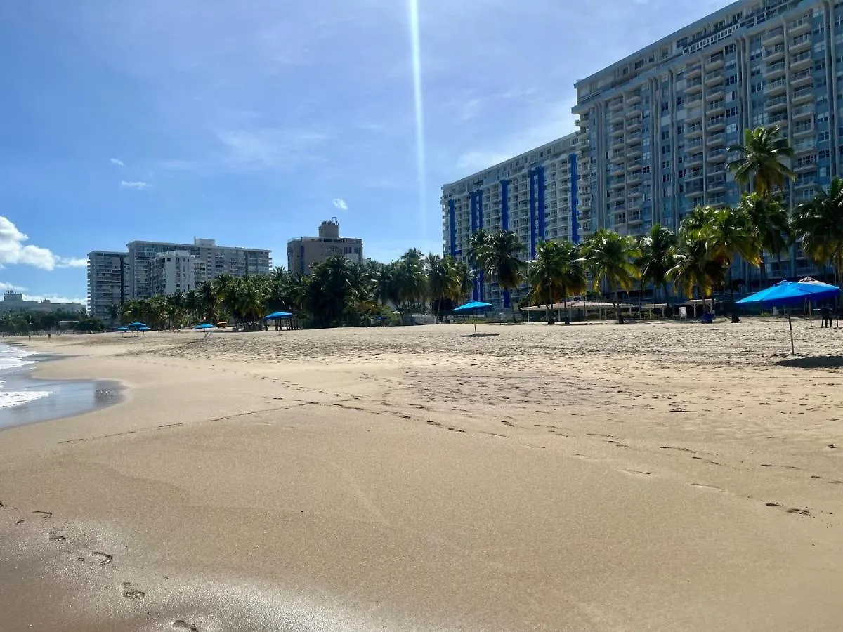 Isla Verde Frente A La Playa Y Piscina, Centrico Y Accesible San Juan Apartment